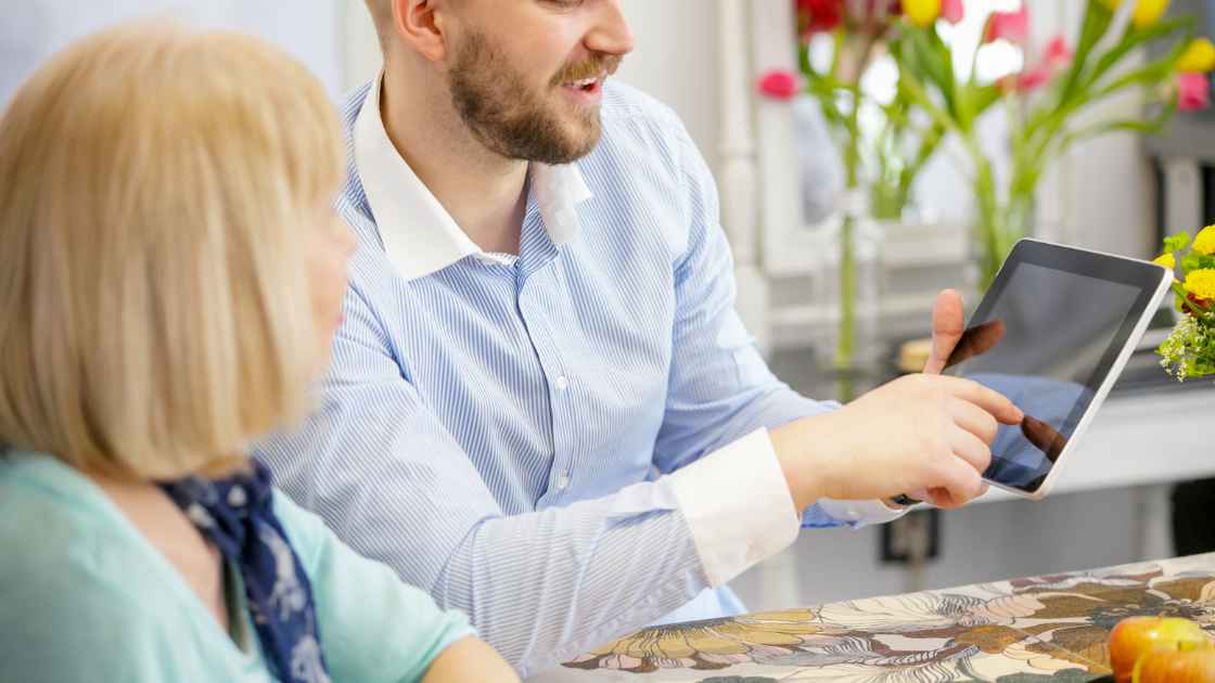 Što razlikuje profesionalnog coacha od osobe koja samo daje dobre savjete?